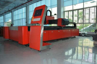 大鵬美國(guó)IPG大包圍2000W鈑金激光切割機(jī)的優(yōu)勢(shì)與應(yīng)用